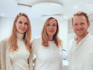 Gemeinsames Foto Nach Fachlichem Austausch